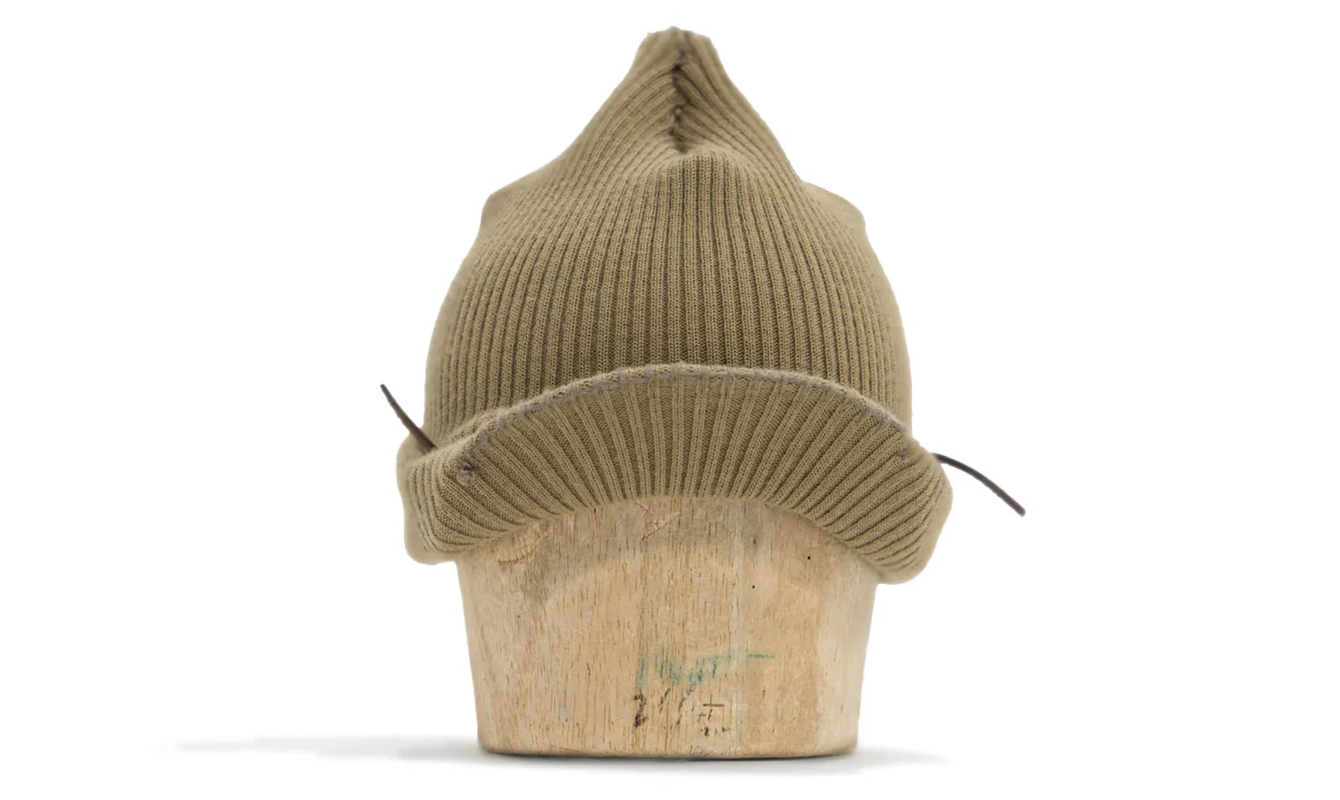Bonnet à Visière Côtelé Bone - DNHN | Fait Main Montréal