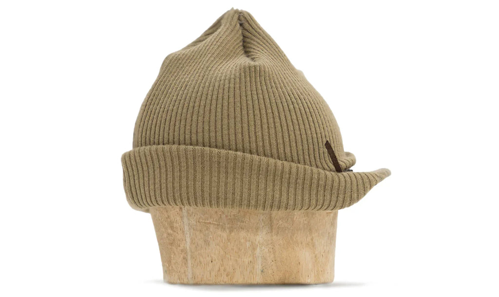 Bonnet à Visière Côtelé Bone - DNHN | Fait Main Montréal