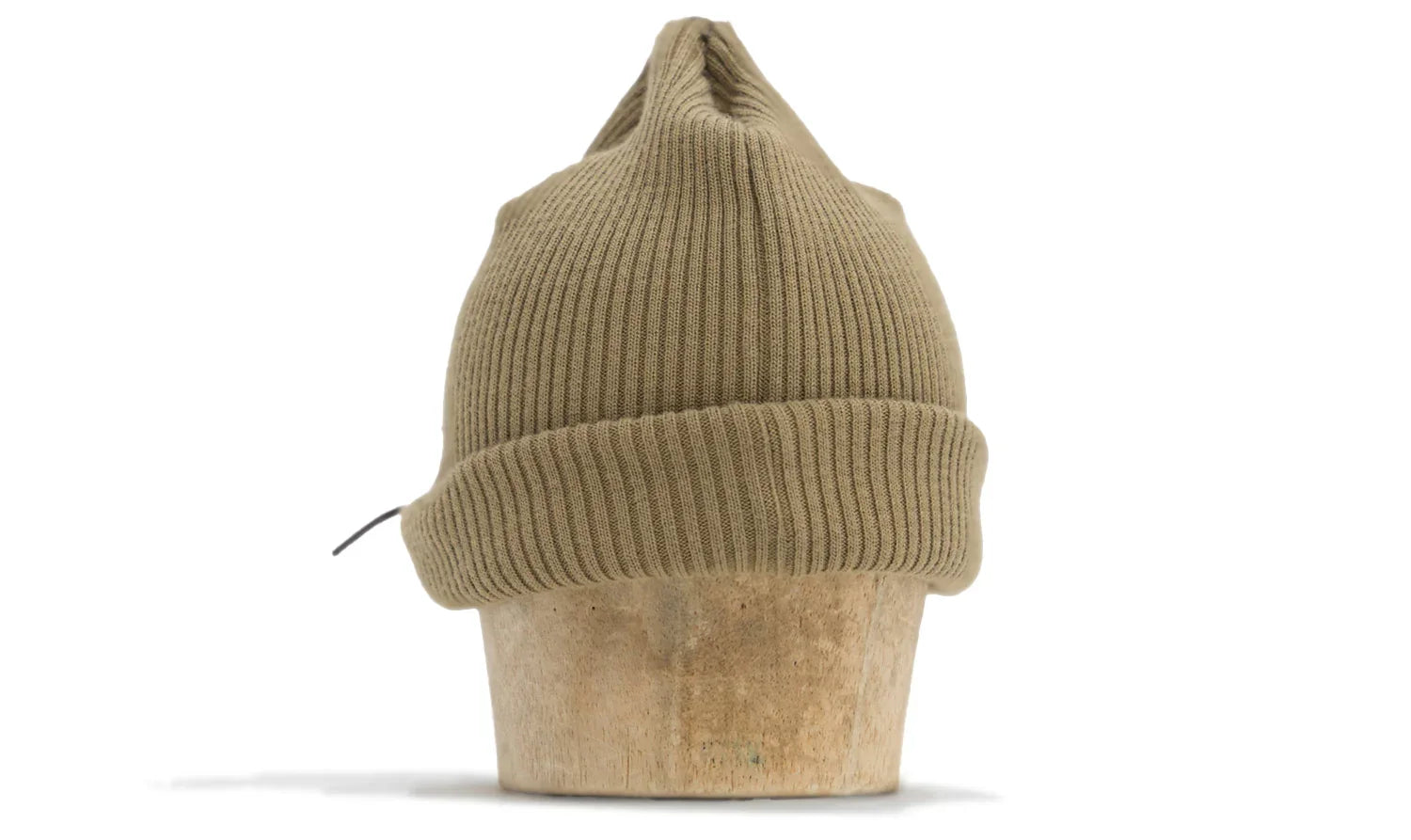 Bonnet à Visière Côtelé Bone - DNHN | Fait Main Montréal