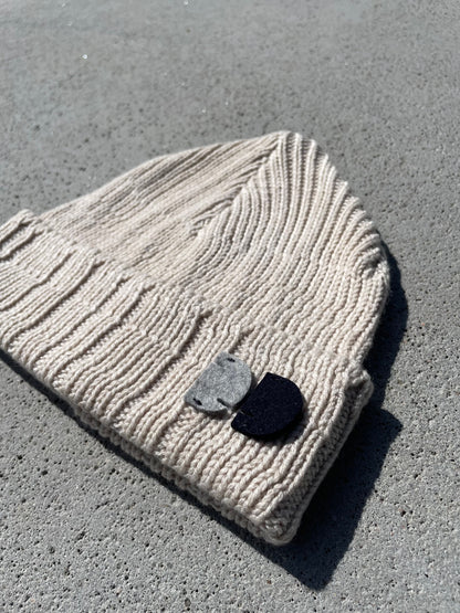 Tuque en côtes asymétriques - Écru