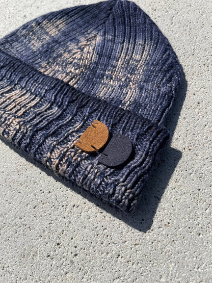 Asymmetrical ribbed beanie - Shibori navy